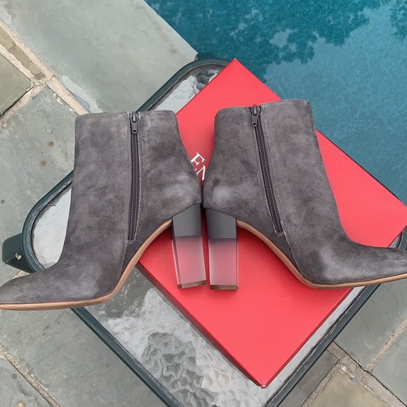 Worn once Enzo Angiolini Gray Suede Boots size 8M - Picture 6 of 12